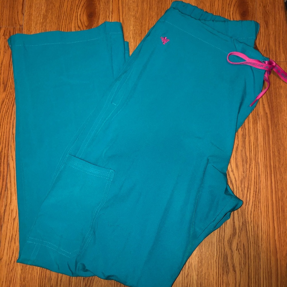Med Couture teal scrub set